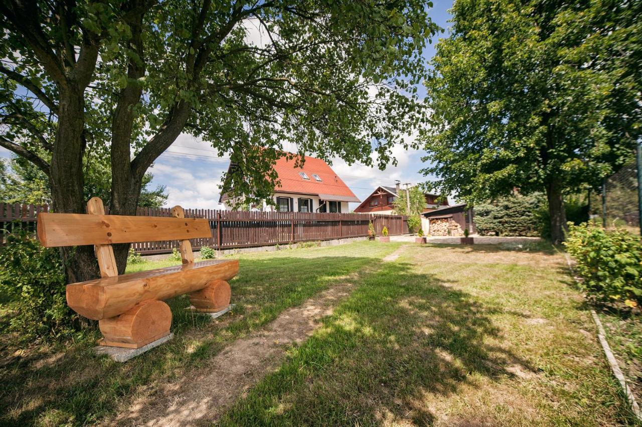 Prazdninovy Dom Eliska*** Villa Rajecka Lesna Eksteriør bilde